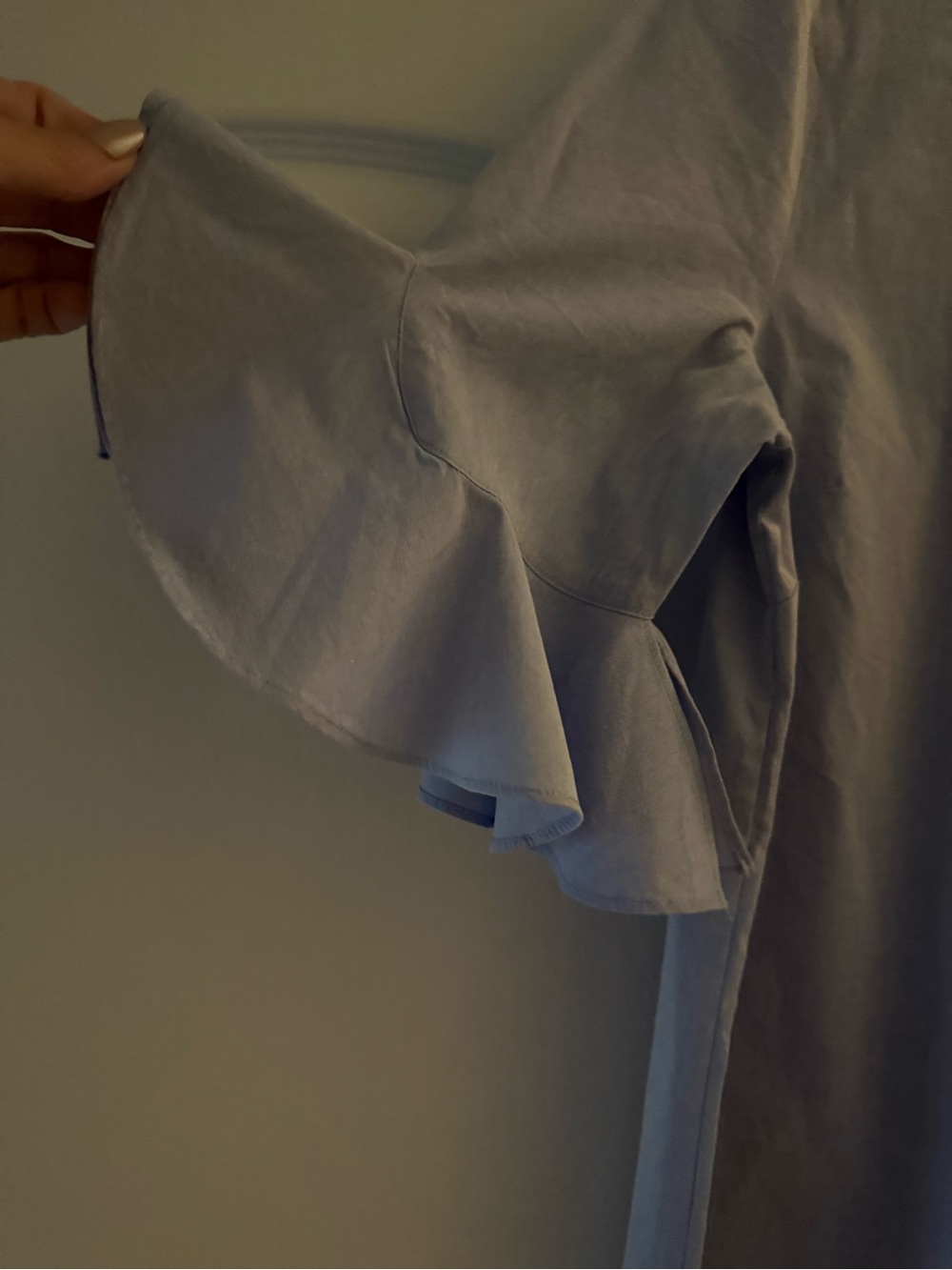 NEW Calvin Klein Light Blue Ruffle Sleeve Women's Blouse-Size Small - Picture 4 of 8